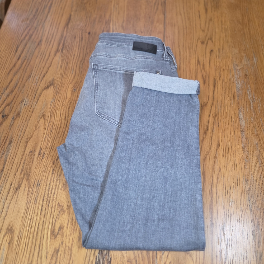 Mavi Women's Classic Gray Straight Leg Jeans. LLCP